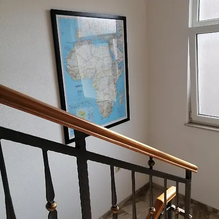 Ivan-experience 3 Bedrooms شقة