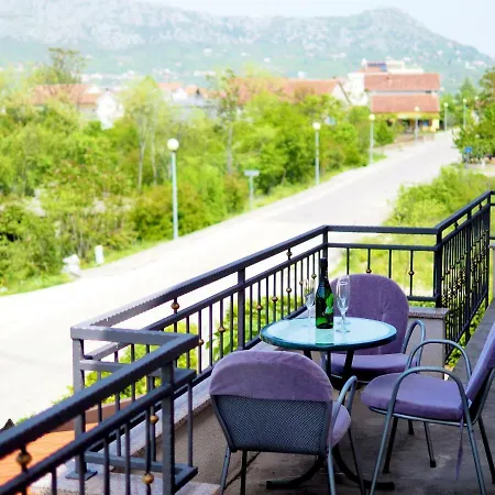 Ivan-experience 3 Bedrooms Apartamento