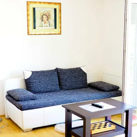 Ivan-experience 3 Bedrooms