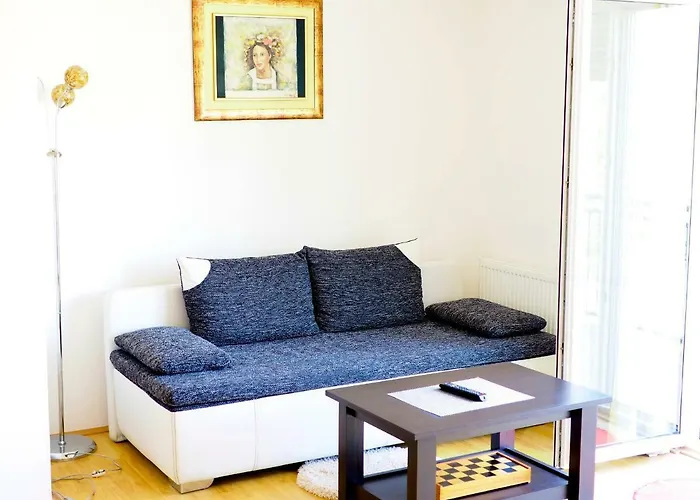 Ivan-experience 3 Bedrooms